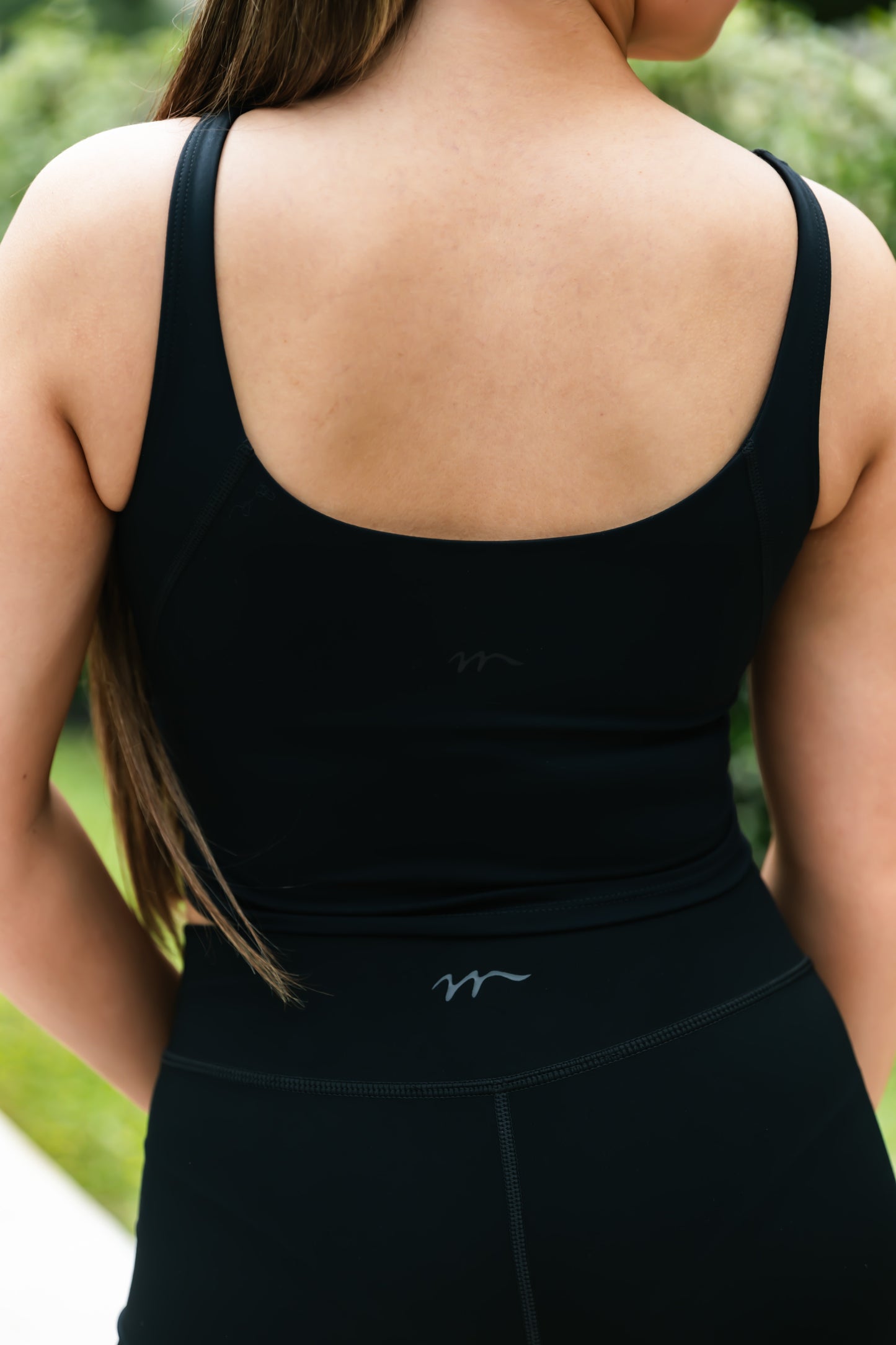 LONG LINE SUPPORT TANK TOP