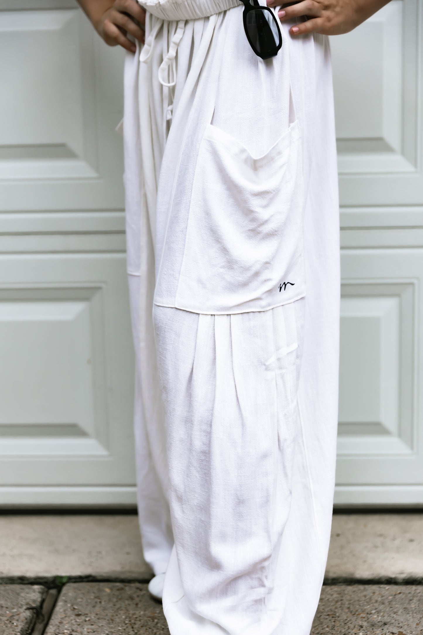 OVERSIZED PANT WITH POCKETS