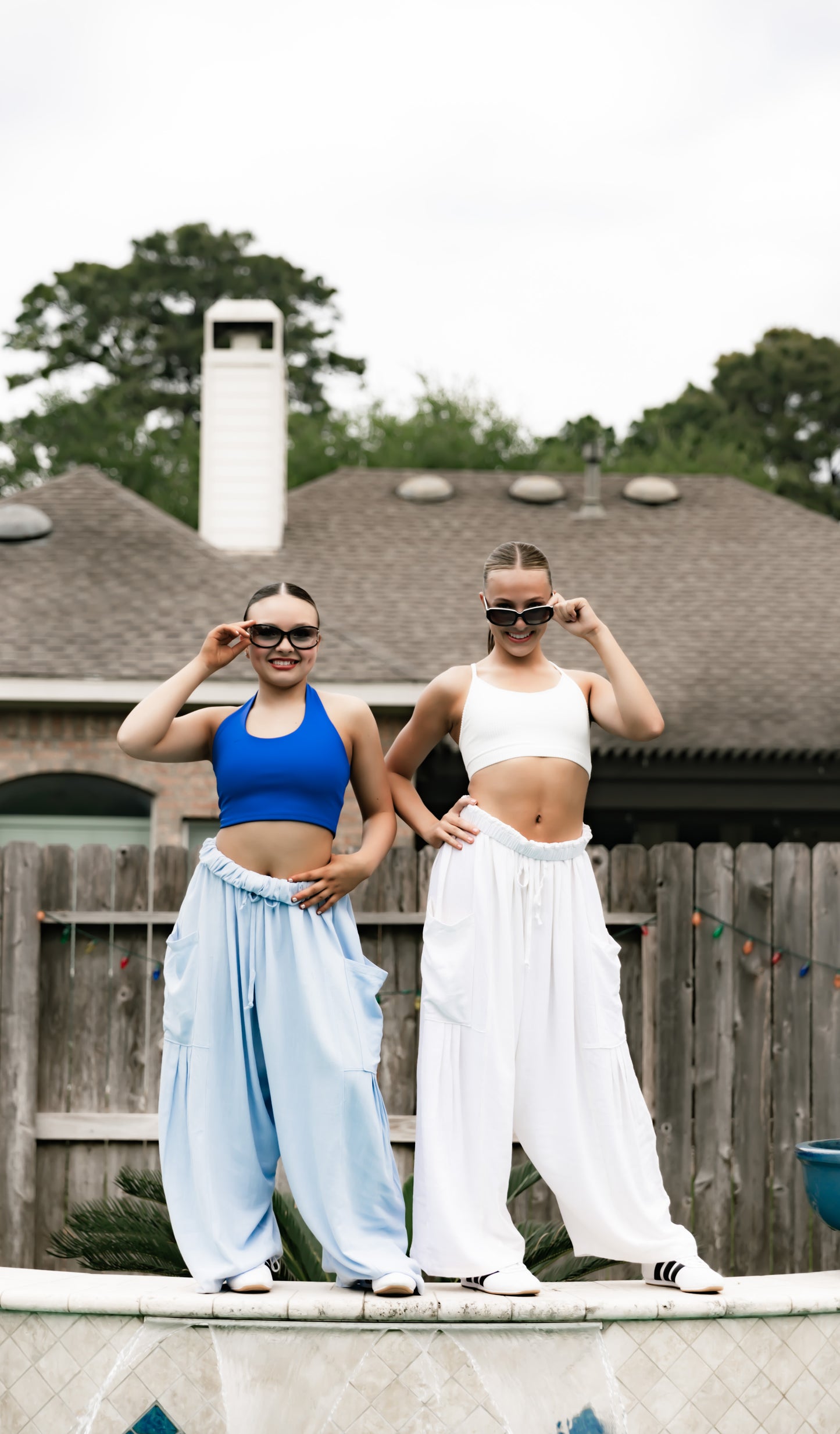 OVERSIZED PANT WITH POCKETS