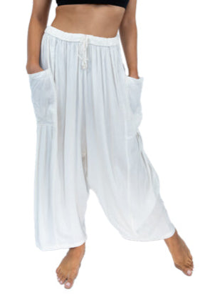 OVERSIZED PANT WITH POCKETS